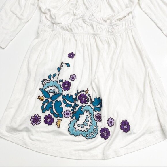 LIVE WITH LOVE Y2K BOHO Floral Hipster Embroidered White Long‎ Top - Picture 7 of 8